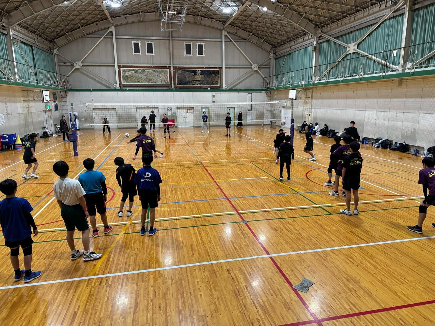 バレーボールクラブGLOIRE滋賀の練習をお手伝いしてきまし